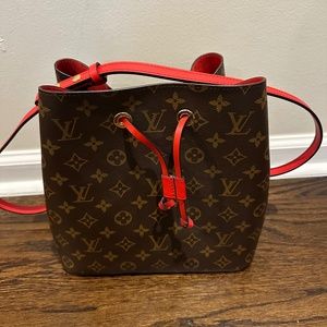 Louis Vuitton neonoe bucket bag